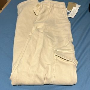 BNWT-Aritzia cargo pants